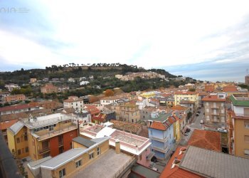 Quadrilocale VIALE FRANCESCO CRUCIOLI, Grottammare - foto 9