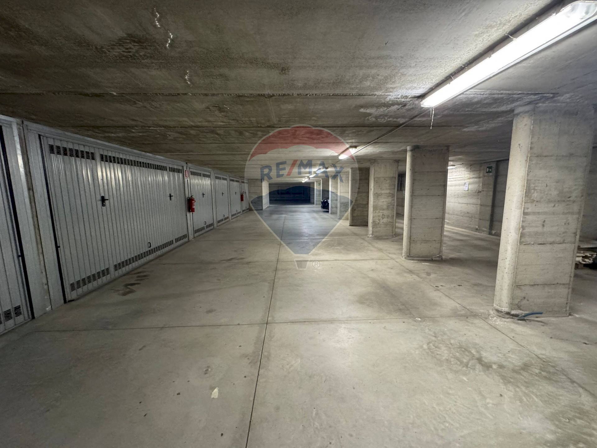 Box Lungolago di Calcinate, Varese (zona Calcinate del Pesce) - foto 1