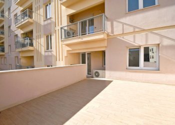 Ufficio Via Antonio Lo Frasso, Cagliari (zona San Benedetto) - foto 2