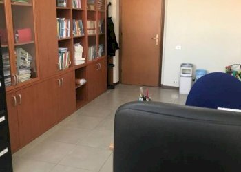 Stanza arredata - Ufficio via Galasso Alghisi, Carpi - foto 1