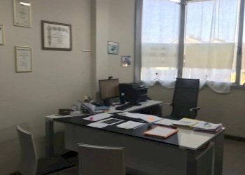 Stanza arredata - Ufficio via Galasso Alghisi, Carpi - foto 4