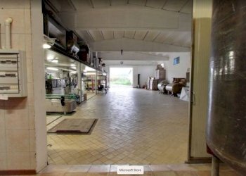 Interno palazzo - Attività Commerciale Nizza Monferrato - foto 4