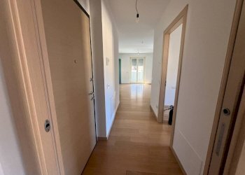 Corridoio - Trilocale via Antonio Caimi, 36B, Sondrio - foto 2