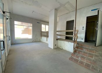 img_6894 - Negozio viale Kennedy, 58, Diano Marina - foto 4