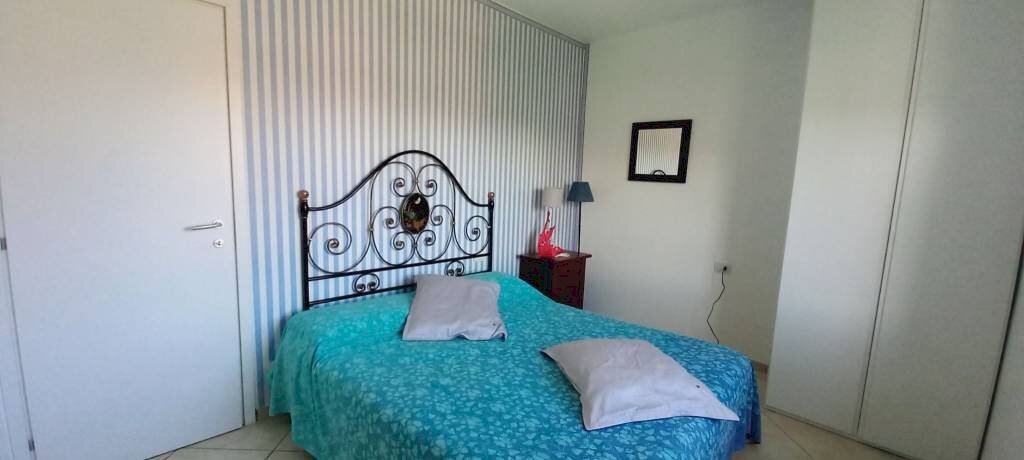 Camera da letto - Quadrilocale via per Muceno, 47C, Porto Valtravaglia - foto 2