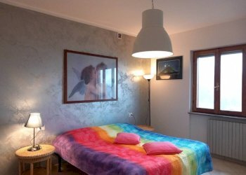 Camera da letto - Quadrilocale via per Muceno, 47C, Porto Valtravaglia - foto 5