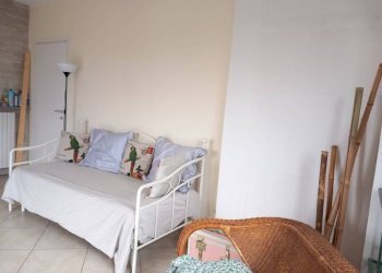 Camera da letto - Quadrilocale via per Muceno, 47C, Porto Valtravaglia - foto 8