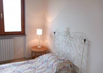 Camera da letto - Quadrilocale via per Muceno, 47C, Porto Valtravaglia - foto 14