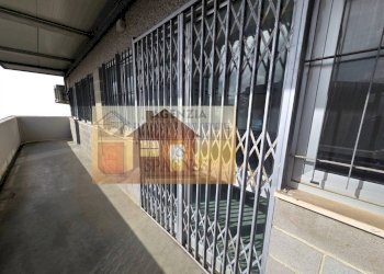 Balcone - Warehouse via dell'Artigianato, Poggio a Caiano - photo 2