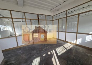 Interno non residenziale - Warehouse via dell'Artigianato, Poggio a Caiano - photo 3