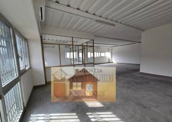 Veranda - Warehouse via dell'Artigianato, Poggio a Caiano - photo 18