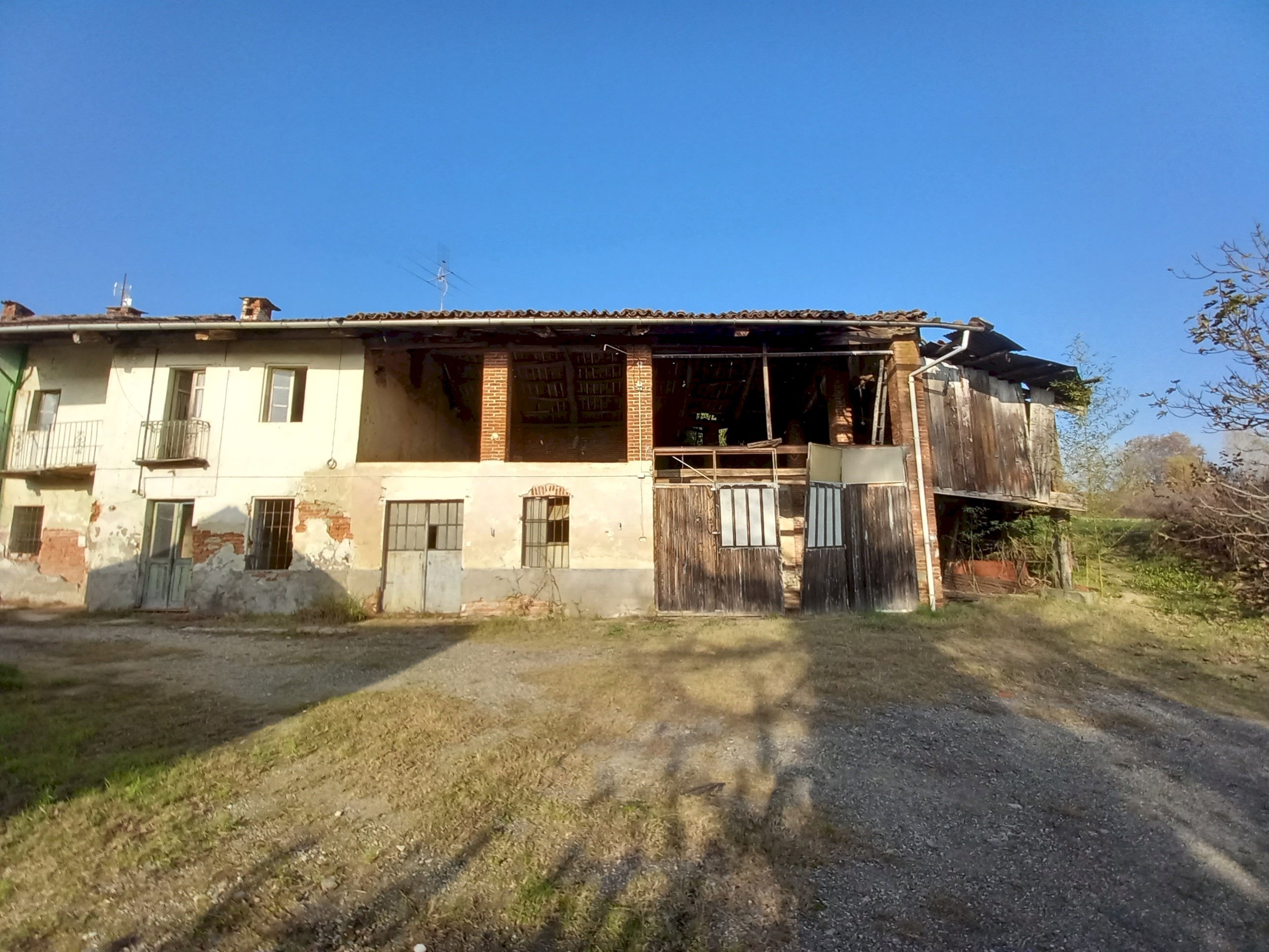 Farmhouse Frazione Morialdo, Castelnuovo Don Bosco - photo 2