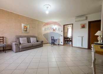 Villa a Schiera Via Cristoforo Colombo, Grassobbio - foto 2