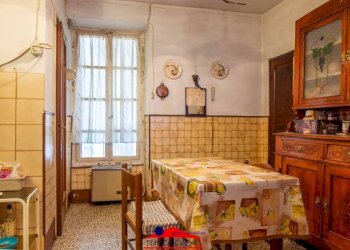 Cucina - Casa indipendente via Caraglio, 10, Dronero - foto 3