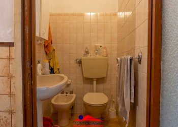 Bagno - Casa indipendente via Caraglio, 10, Dronero - foto 5