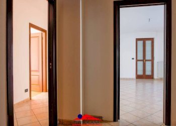 Interno appartamento - Quadrilocale piazza della Libertà, 5, Brossasco - foto 4