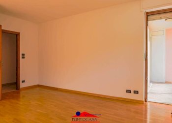 Stanza non arredata - Quadrilocale piazza della Libertà, 5, Brossasco - foto 21