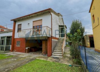 Facciata - Villa via Savio, Forlì - foto 36