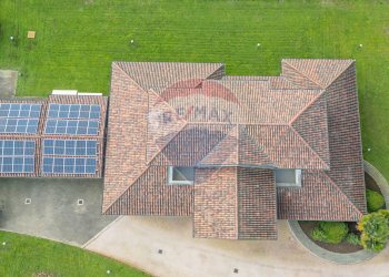 Villa via Madre Teresa di Calcutta, 38 
 Borgolavezzaro, Borgolavezzaro - photo 5