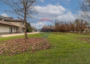 Villa via Madre Teresa di Calcutta, 38 
 Borgolavezzaro, Borgolavezzaro - photo 6