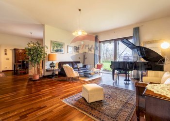 Villa via Madre Teresa di Calcutta, 38 
 Borgolavezzaro, Borgolavezzaro - photo 17