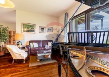 Villa via Madre Teresa di Calcutta, 38 
 Borgolavezzaro, Borgolavezzaro - photo 21