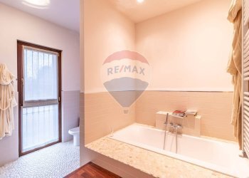 Villa via Madre Teresa di Calcutta, 38 
 Borgolavezzaro, Borgolavezzaro - photo 45