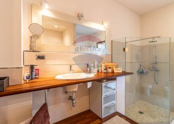 Villa via Madre Teresa di Calcutta, 38 
 Borgolavezzaro, Borgolavezzaro - photo 46