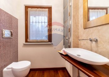 Villa via Madre Teresa di Calcutta, 38 
 Borgolavezzaro, Borgolavezzaro - photo 53