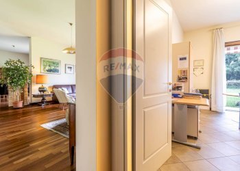 Villa via Madre Teresa di Calcutta, 38 
 Borgolavezzaro, Borgolavezzaro - photo 66