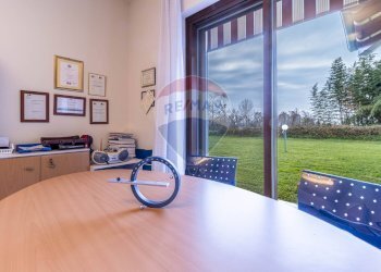 Villa via Madre Teresa di Calcutta, 38 
 Borgolavezzaro, Borgolavezzaro - photo 68