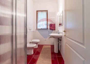 Villa via Madre Teresa di Calcutta, 38 
 Borgolavezzaro, Borgolavezzaro - photo 72