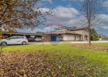 Villa via Madre Teresa di Calcutta, 38 
 Borgolavezzaro, Borgolavezzaro - photo 79