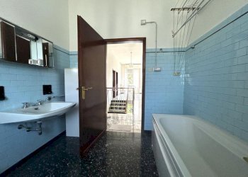 Semi-detached house Via Confine Superiore, Molinella - photo 37