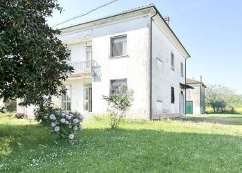 Semi-detached house Via Confine Superiore, Molinella - photo 22