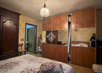 Portion of a house Via Della Repubblica, Cavriago - photo 14