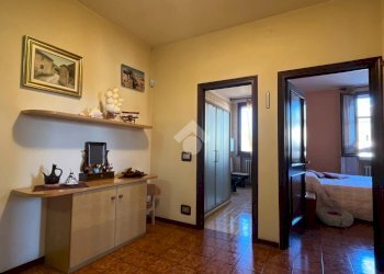 Portion of a house Via Della Repubblica, Cavriago - photo 25