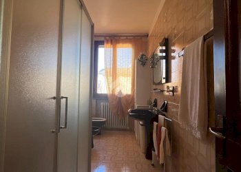 Portion of a house Via Della Repubblica, Cavriago - photo 29