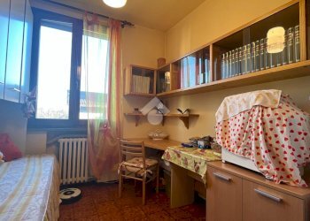 Portion of a house Via Della Repubblica, Cavriago - photo 32