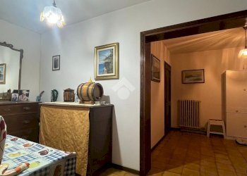 Portion of a house Via Della Repubblica, Cavriago - photo 38