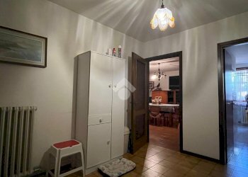 Portion of a house Via Della Repubblica, Cavriago - photo 40