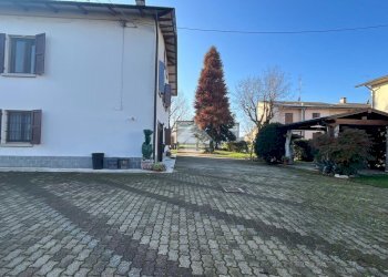 Portion of a house Via Della Repubblica, Cavriago - photo 45