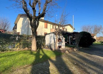 Portion of a house Via Della Repubblica, Cavriago - photo 46