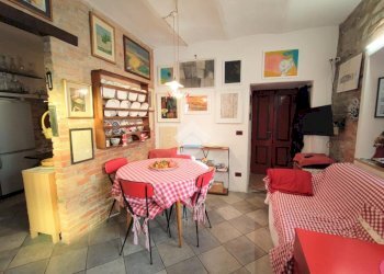 Casa indipendente Via Roma, Cerreto Grue - foto 1