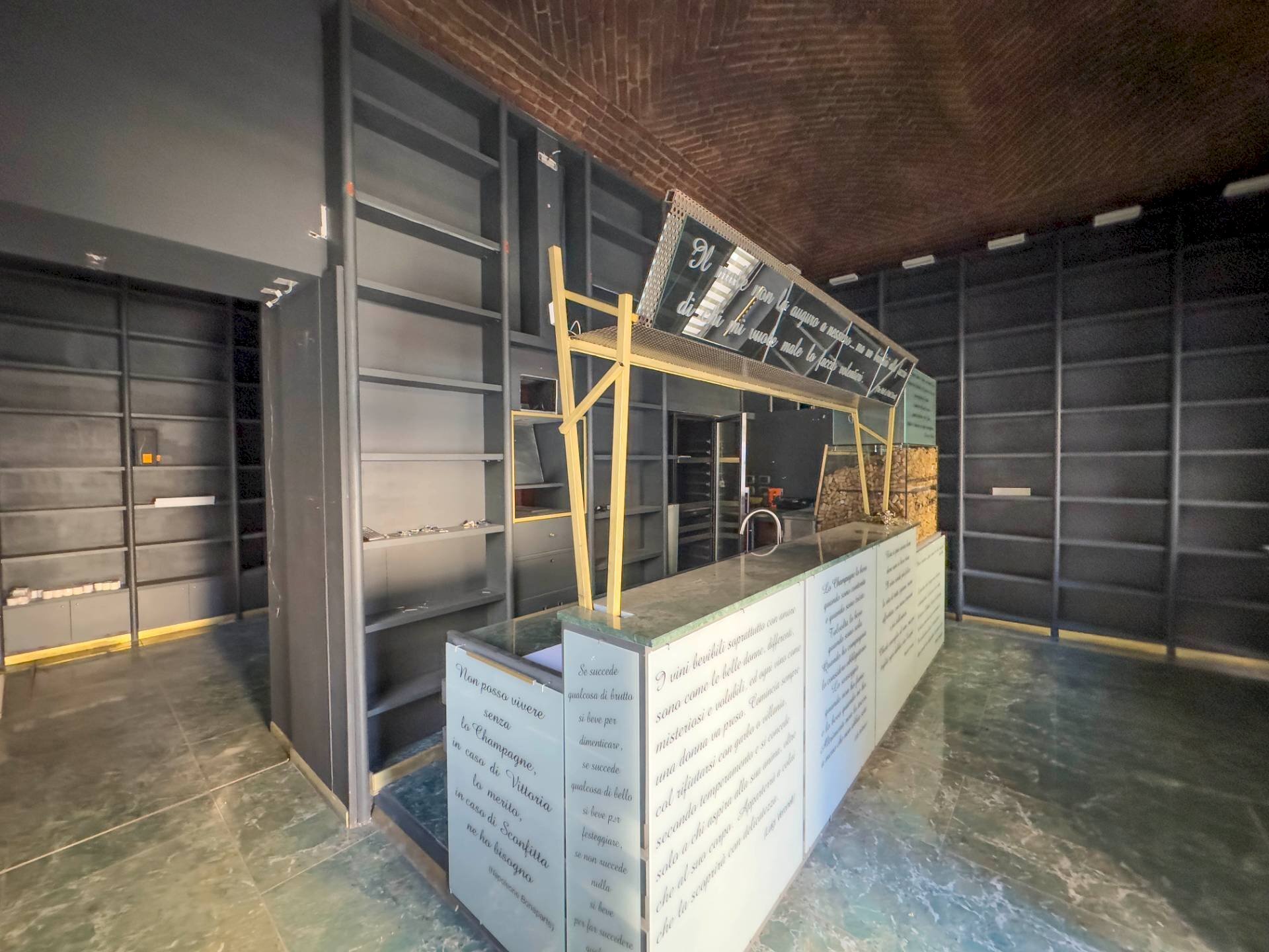 Shop Corso Stati Uniti, Torino (neighborhood Crocetta) - photo 3