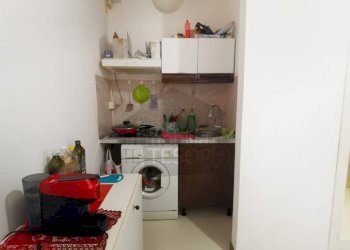 Stanza arredata - Bilocale via Ca' Chiarzi, Coriano - foto 13