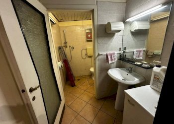 Bagno - Colorificio - Ferramenta - Elettricità piazza Camillo Benso di Cavour, 5, Fagnano Olona - foto 5
