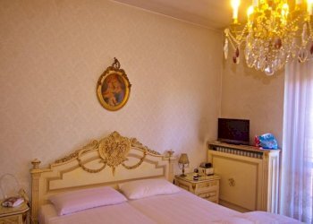 Camera da letto - Villa Cassano Magnago - photo 41