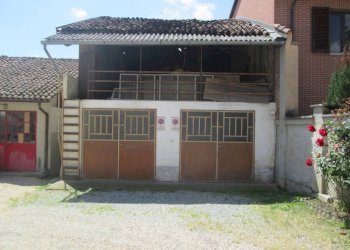 Facciata - Rustic via Giuseppe Leone Pignatelli, 10, Villafranca Piemonte - photo 5