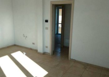 Stanza non arredata - Bilocale via Frioland, 16, Moretta - foto 12